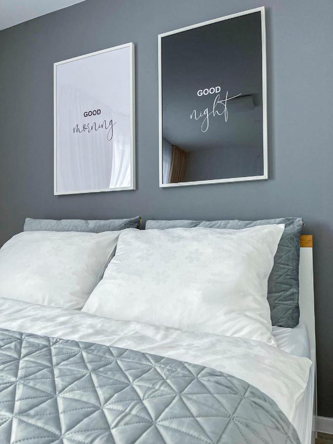 Lawis Apartments Poprad Buitenkant foto