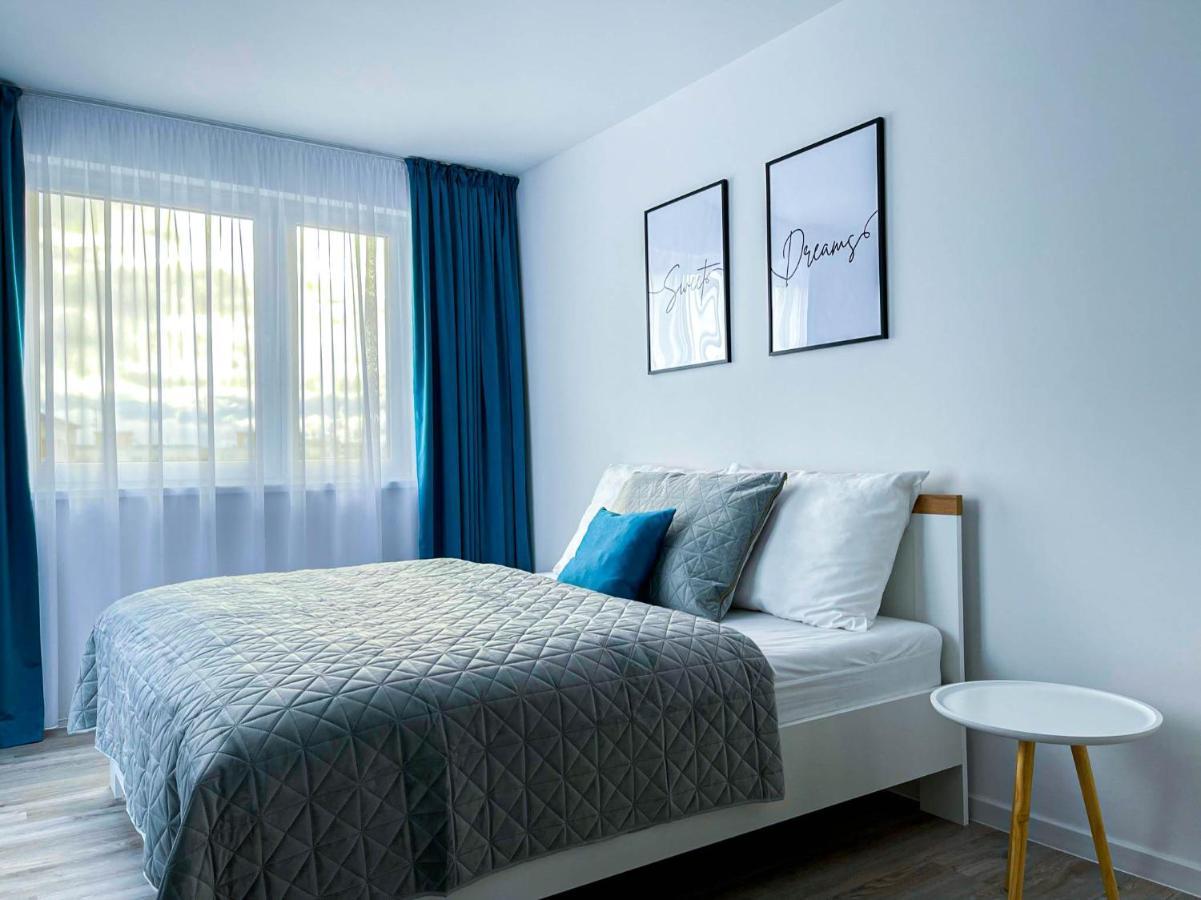 Lawis Apartments Poprad Buitenkant foto